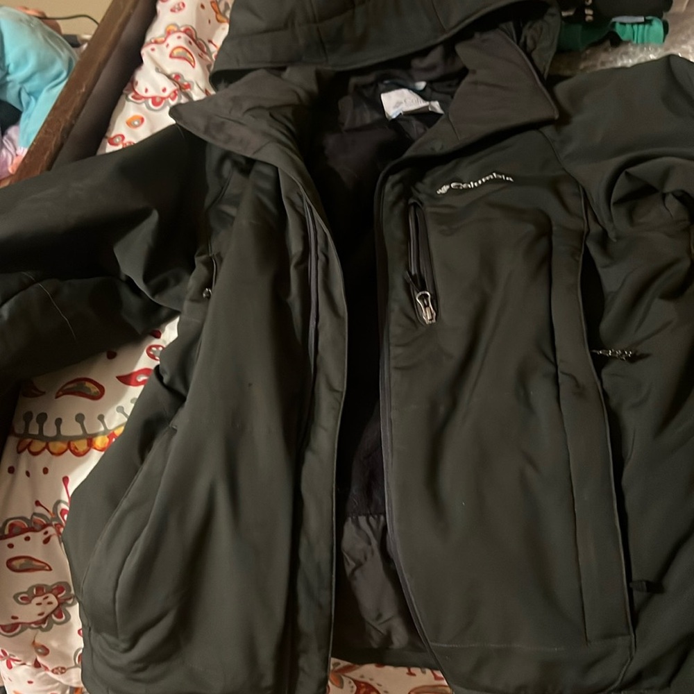 Columbia jacket with removable hood
